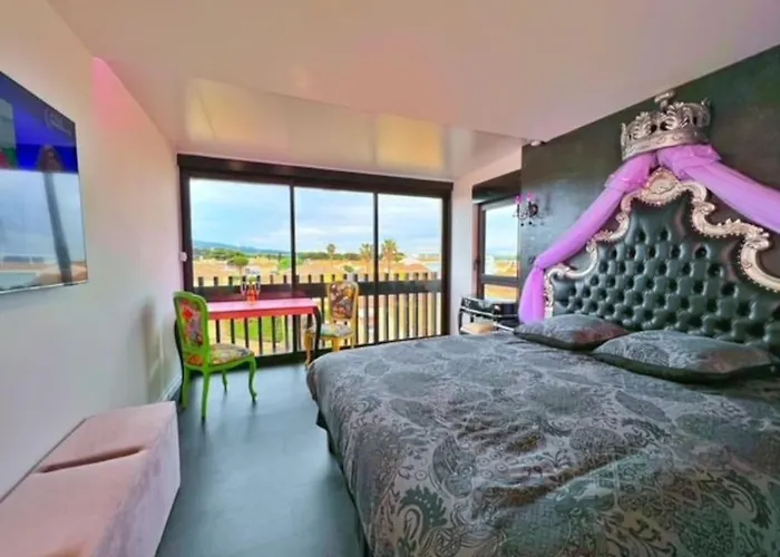 317, Port Venus Au Village Naturiste Apartment Agde